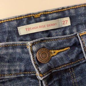 Levi’s 721 High Rise Skinny Jeans